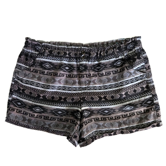 Maurices Pants - Maurices Aztec Southwestern Boho Artsy Dressy Shorts